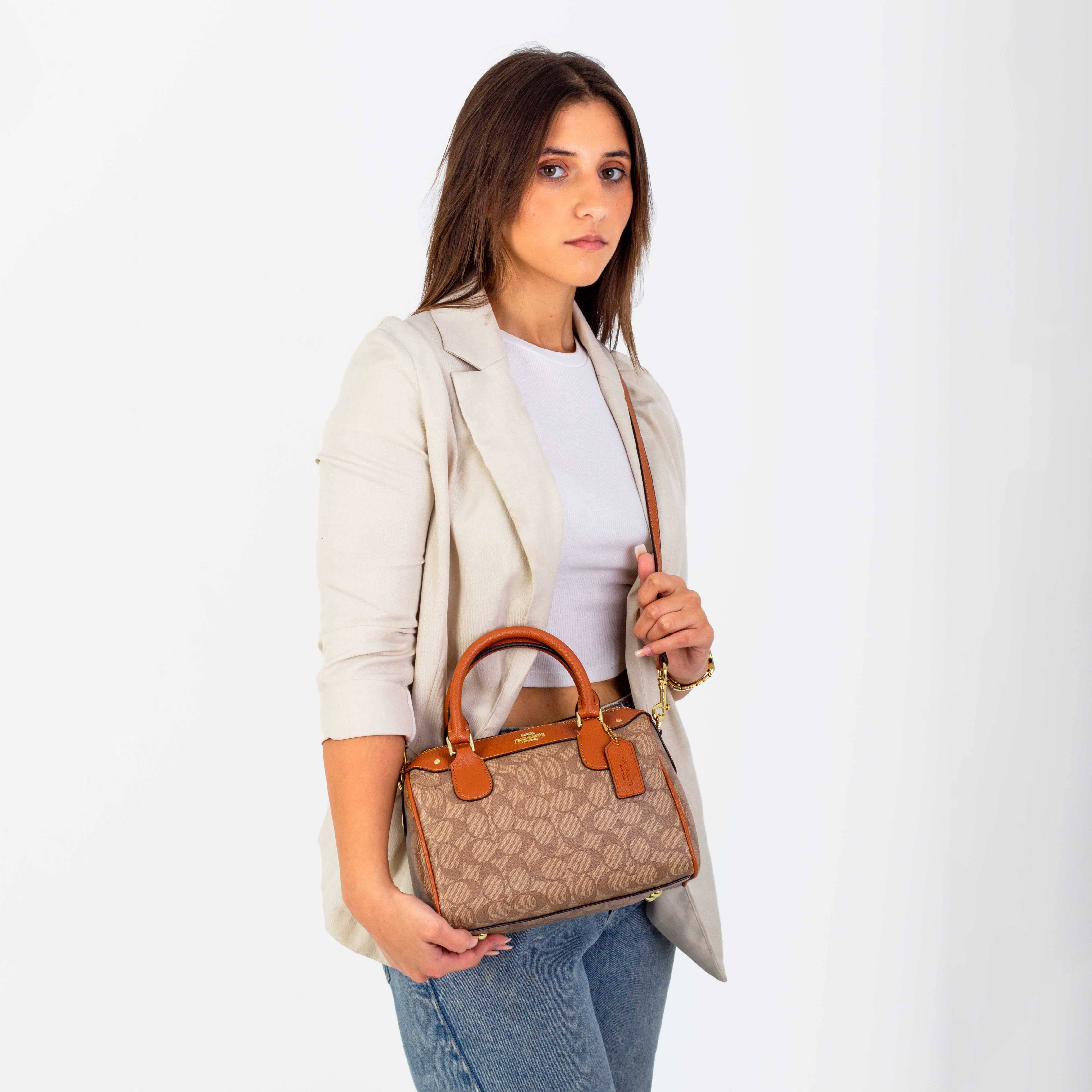 ϾΟΆϾΗ MEDIUM Signature Bennett Satchel Hippochi
