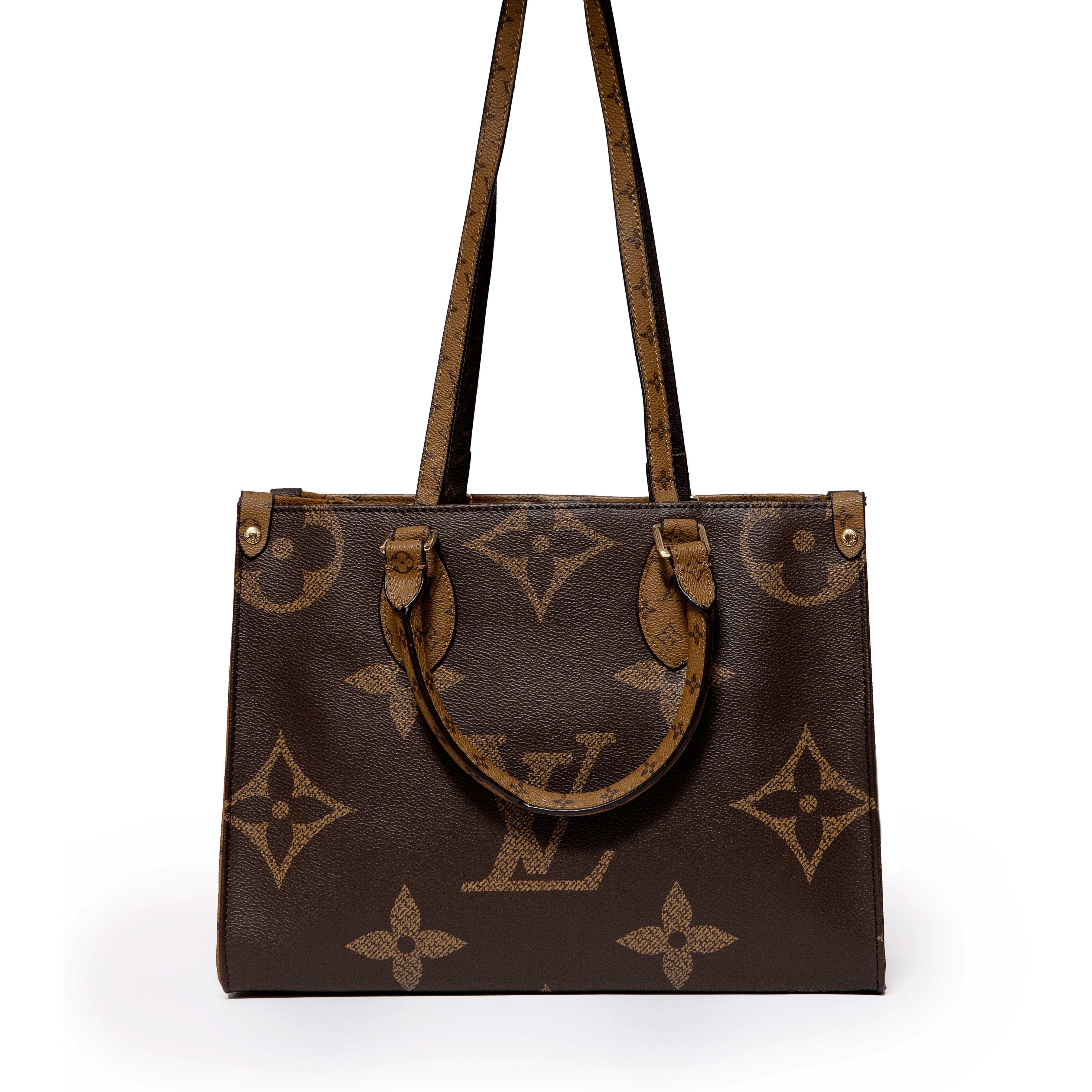 Ļ.Ѵ ESCALE ONTHEGO MM Hippochi