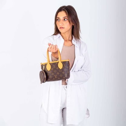 Ļ.Ѵ bag Hippochi