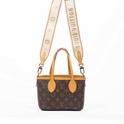 Ļ.Ѵ bag Hippochi
