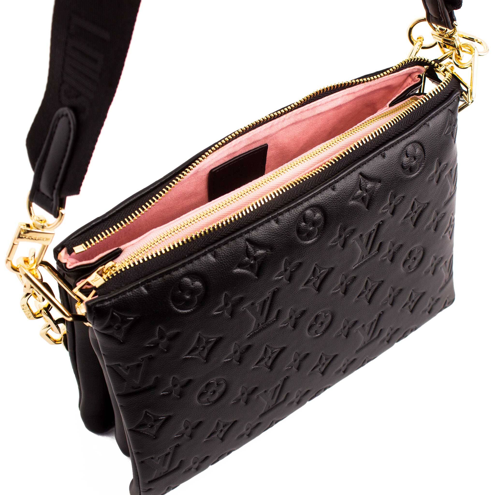 Ļ.Ѵ Coussin PM Hippochi