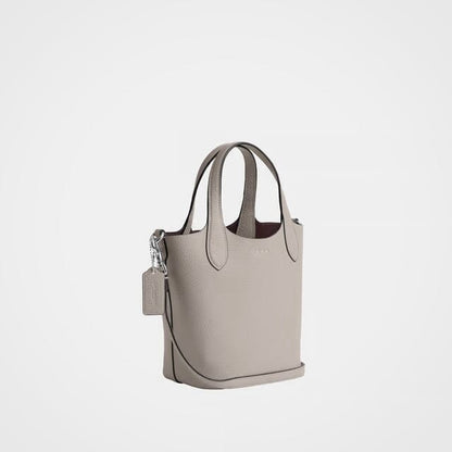 ϾΟΆϾΗ bucket Shoulder Bag In Signature Canvas Bags Hippochi