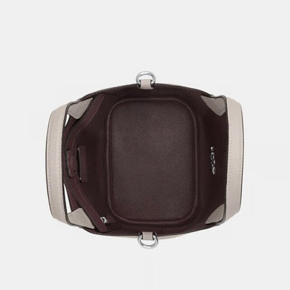 ϾΟΆϾΗ bucket Shoulder Bag In Signature Canvas Bags Hippochi