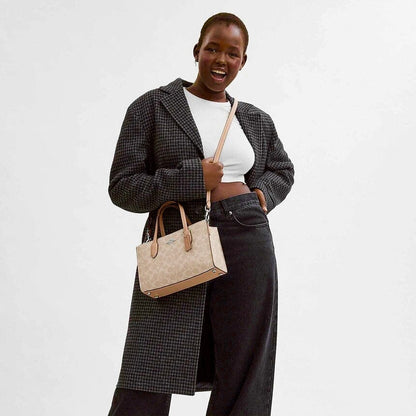ϾΟΆϾΗ Nina medium Tote Bag Bags Hippochi