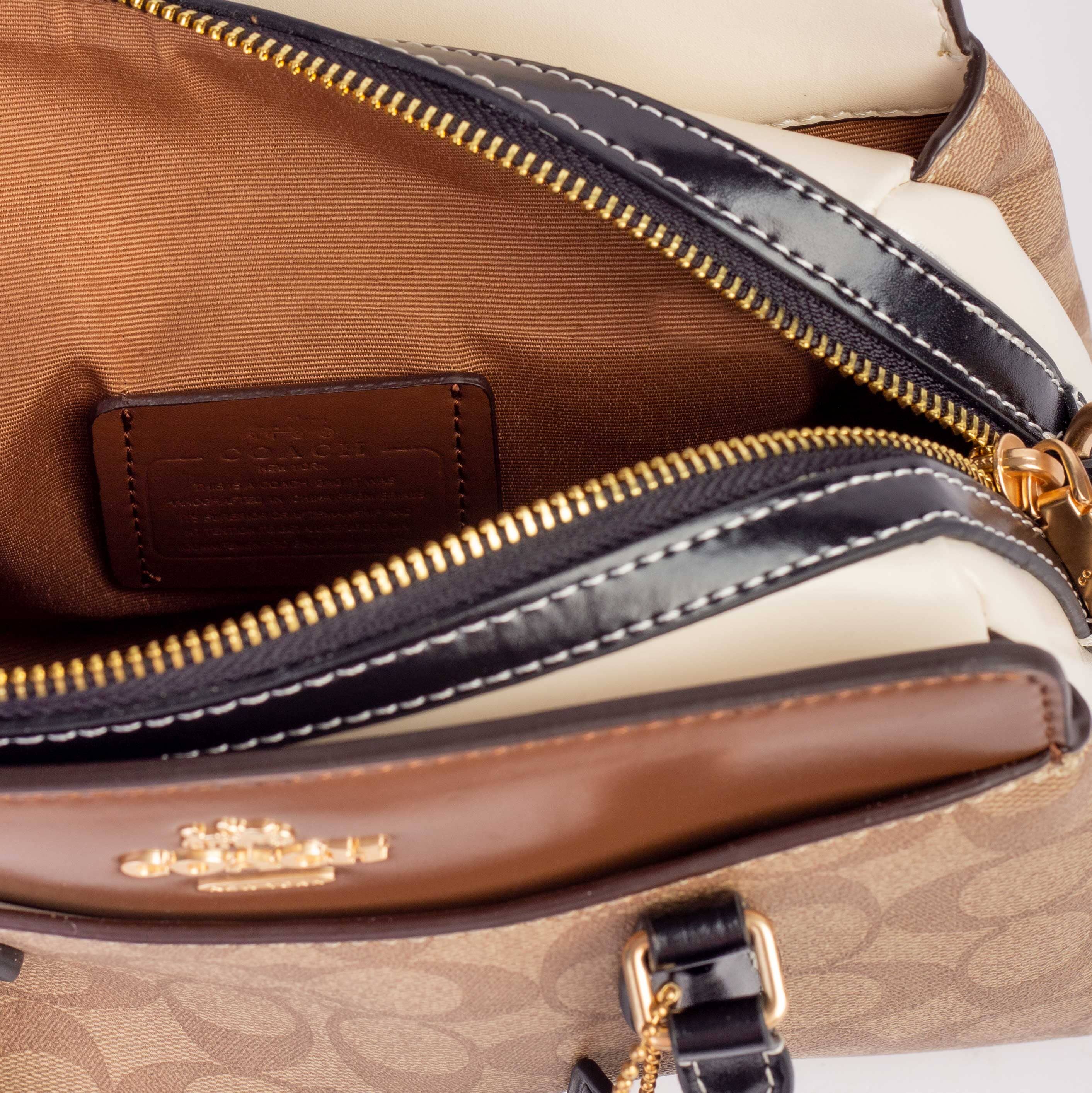 ϾΟΆϾΗ shoulder bag Hippochi