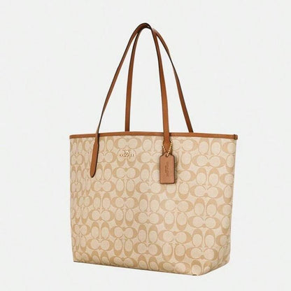 ϾΟΆϾΗ Tote In Signature Canvas Bags Hippochi
