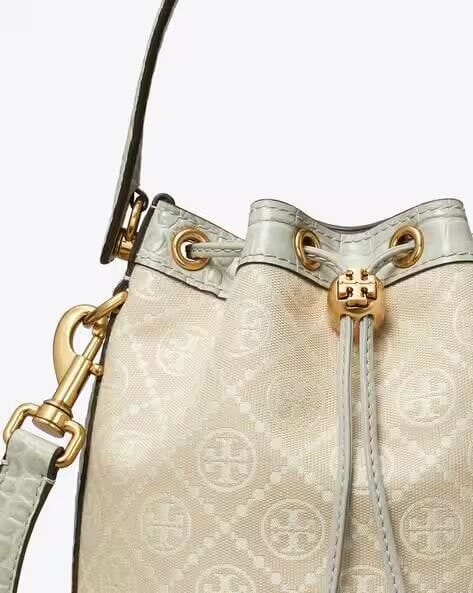 ŤŌŖŶ ƁŪŔČĤ Mini T Monogram Jacquard Bucket Bag Bags hippochi