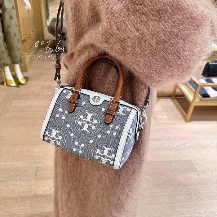 ŤŌŖŶ ƁŪŔČĤ Monogram large Bags hippochi