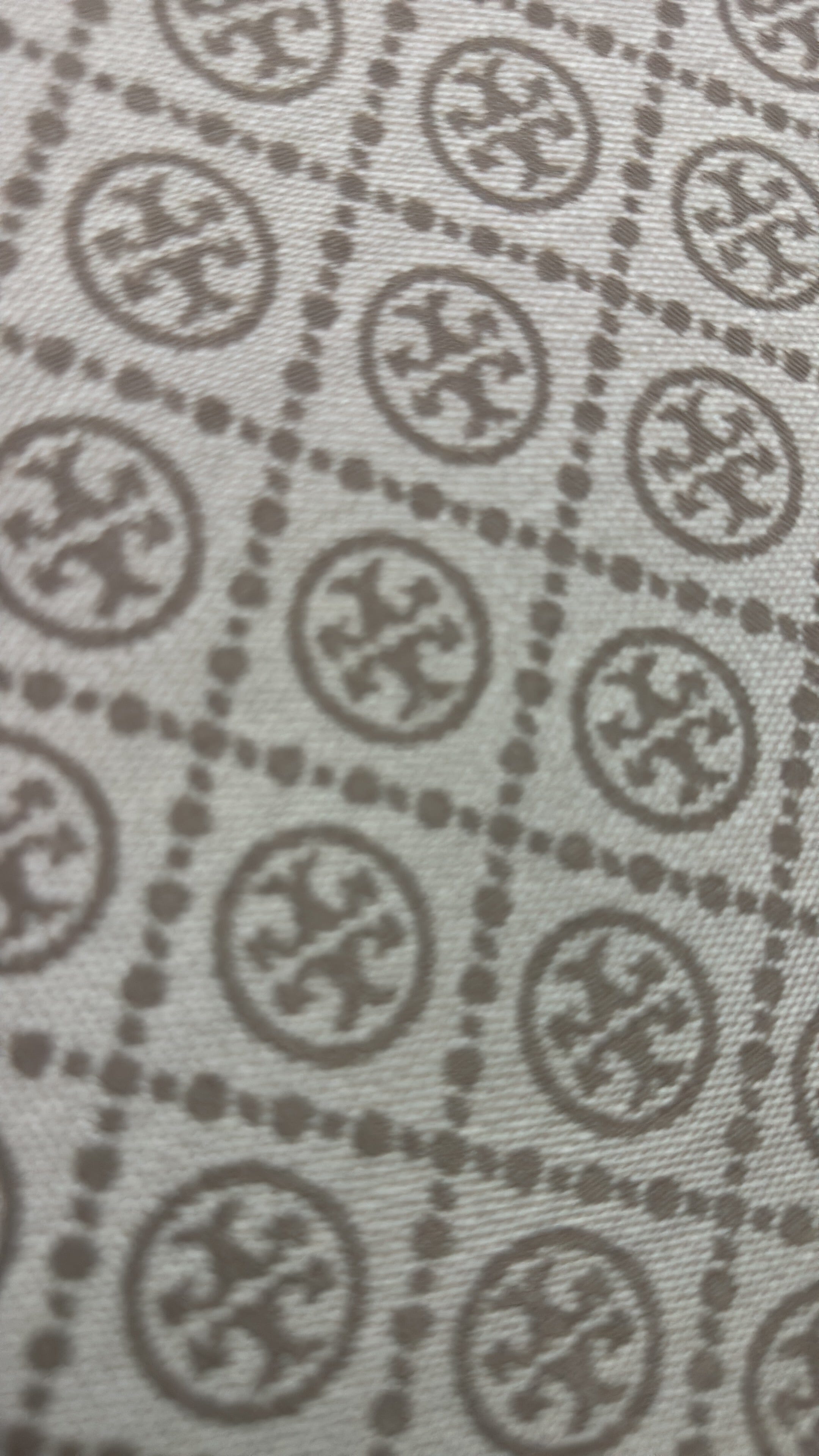 ŤŌŖŶ ƁŪŔČĤ T Monogram Small Zip Tote Bags hippochi