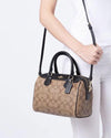 COACH MEDIUM Signature Bennett Satchel Hippochi