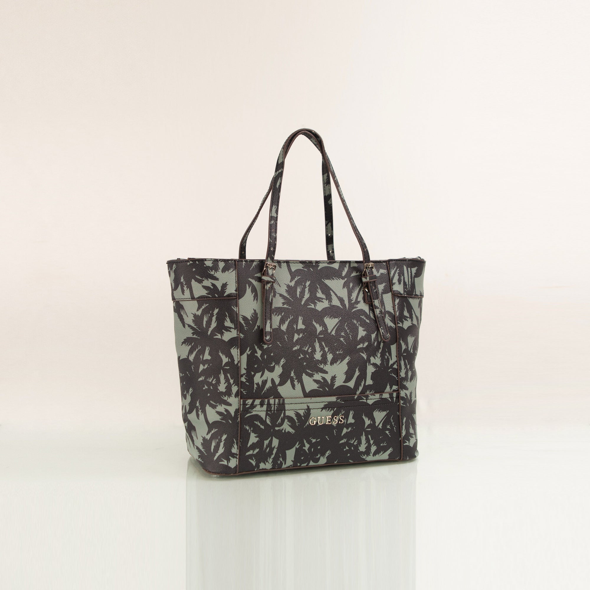 GUESS Delaney Tree-Print Tote Hippochi