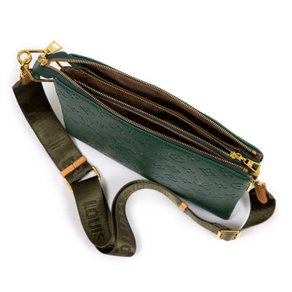 Ļ.Ѵ Coussin PM Hippochi