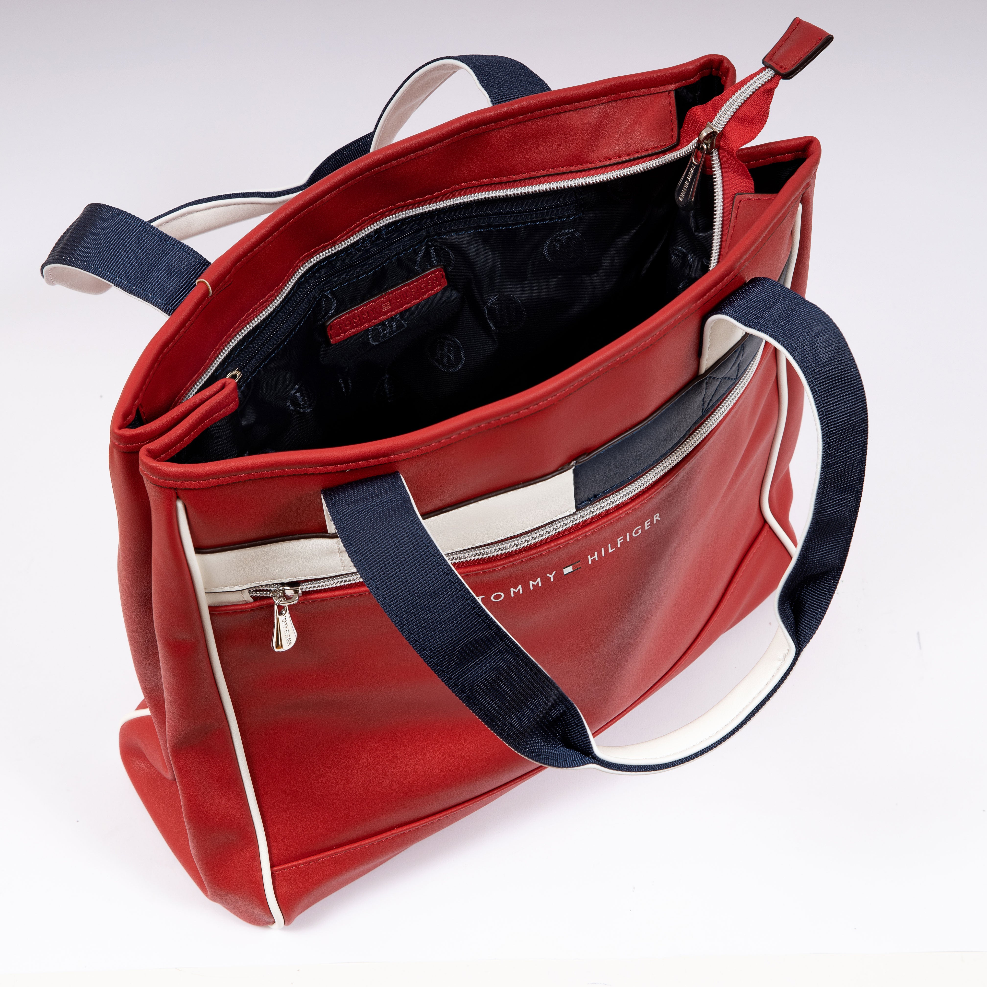 Tommy Hilfiger hippochi